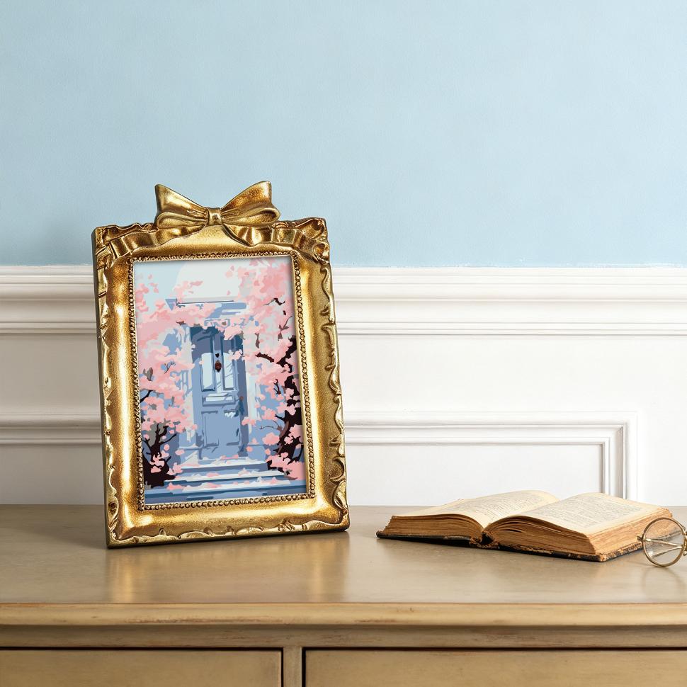 Mini Painting with Picture Frame – Blossoms at the Door