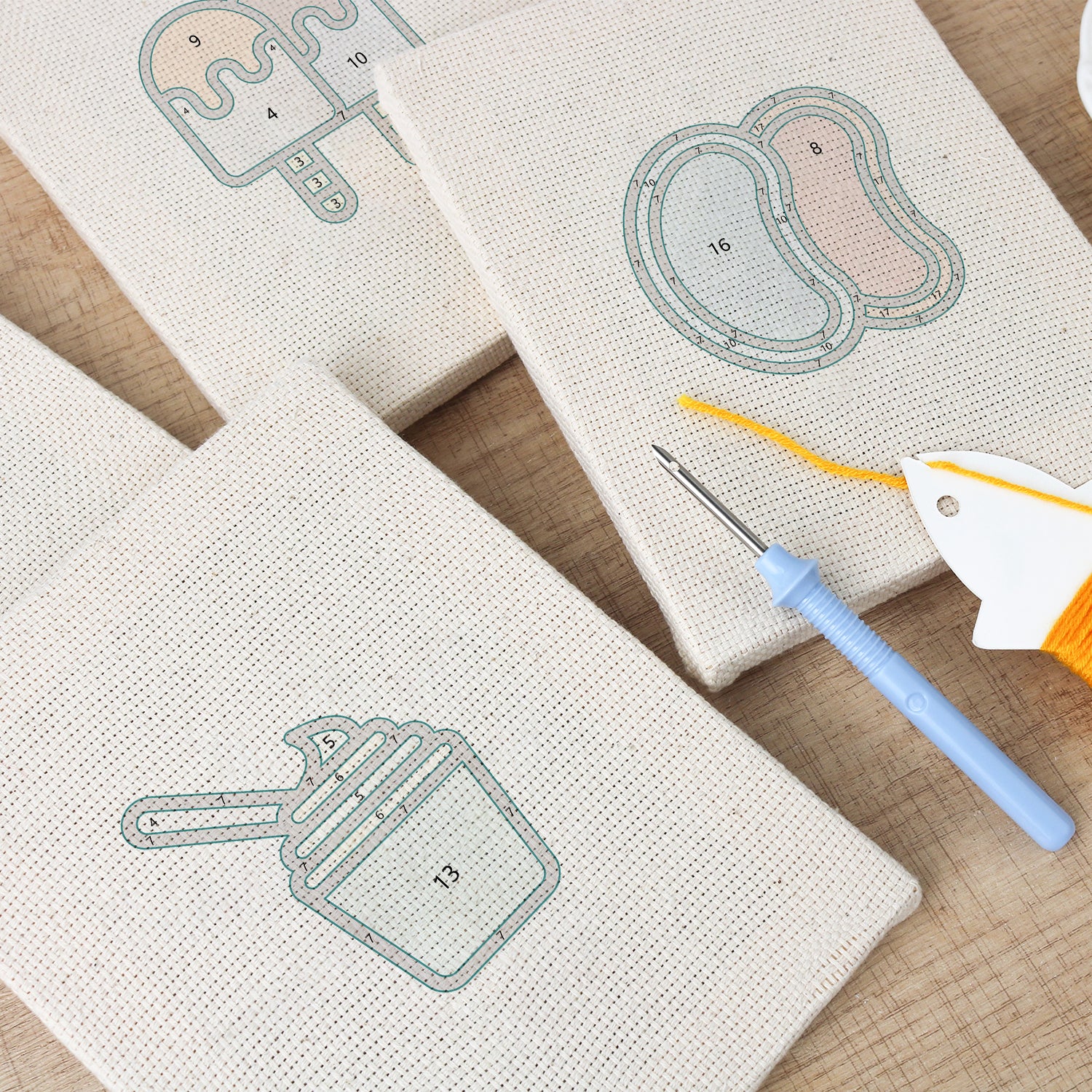 Fast Food 8 | Mini Punch Needle Kit