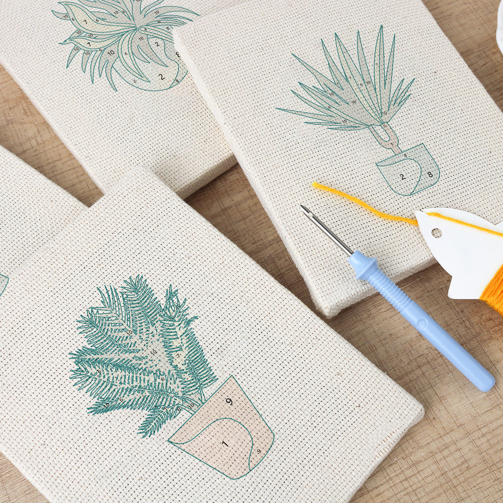 Potted Plants 9 | Mini Punch Needle Kit