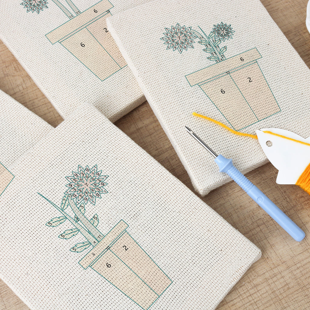 Floral Plants 3 | Mini Punch Needle Kit