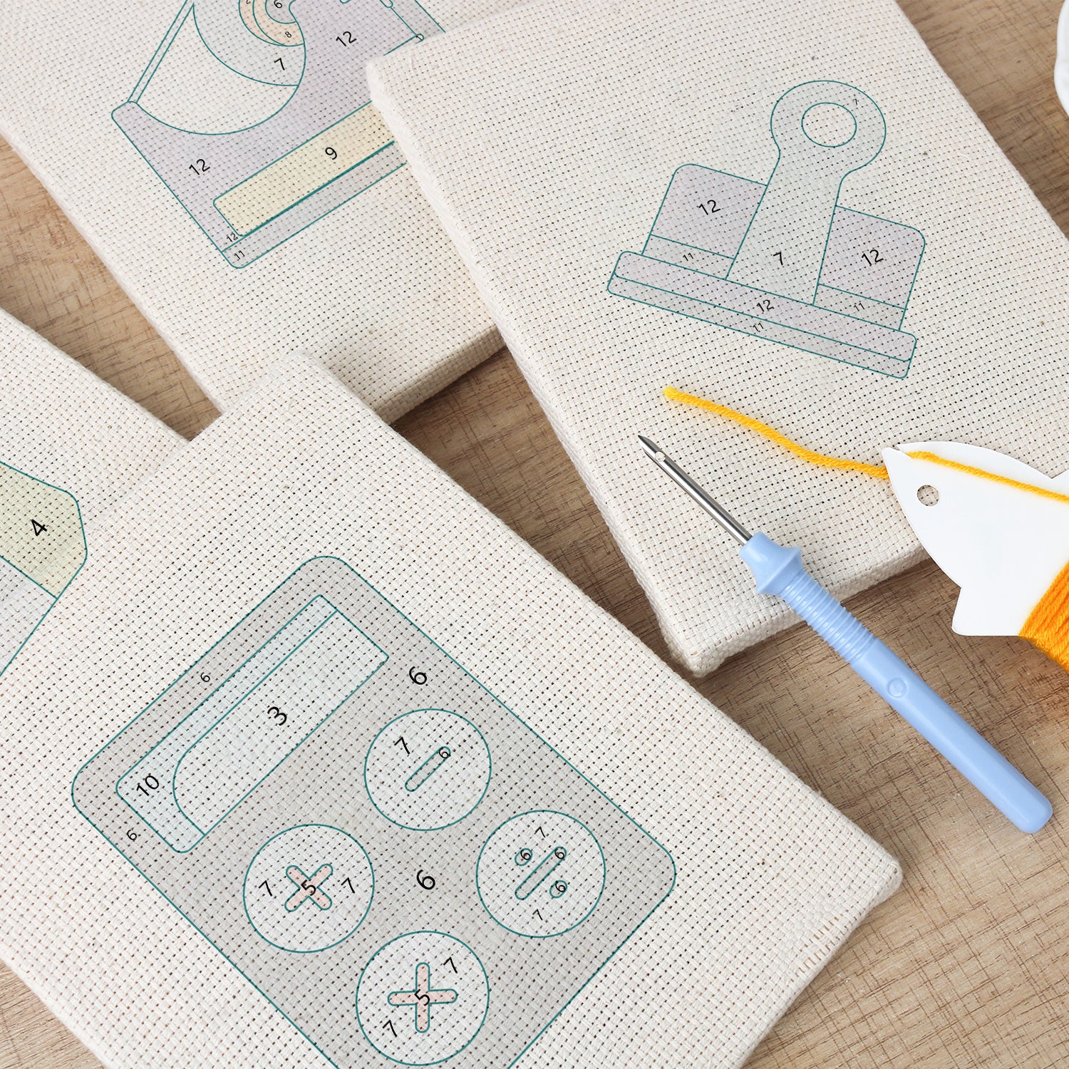 Stationery & Tools 1 | Mini Punch Needle Kit