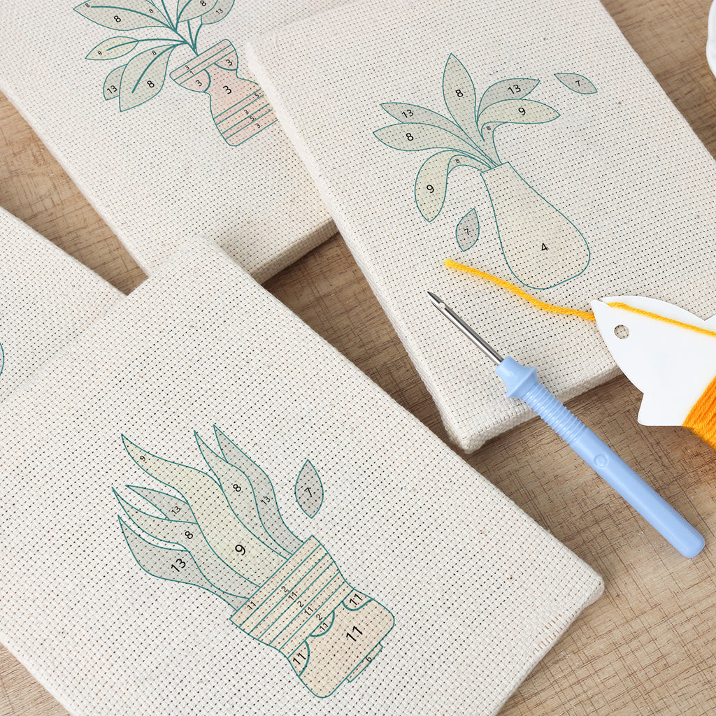 Potted Plants 10 | Mini Punch Needle Kit